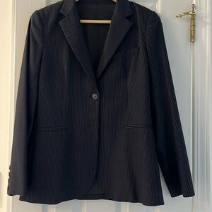 Theory navy pinstripe suit . Preowned size 6